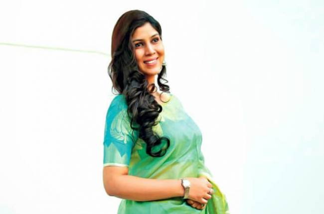 Why Would I Leave Tv After Giving 16 Years To It Sakshi Tanwar 